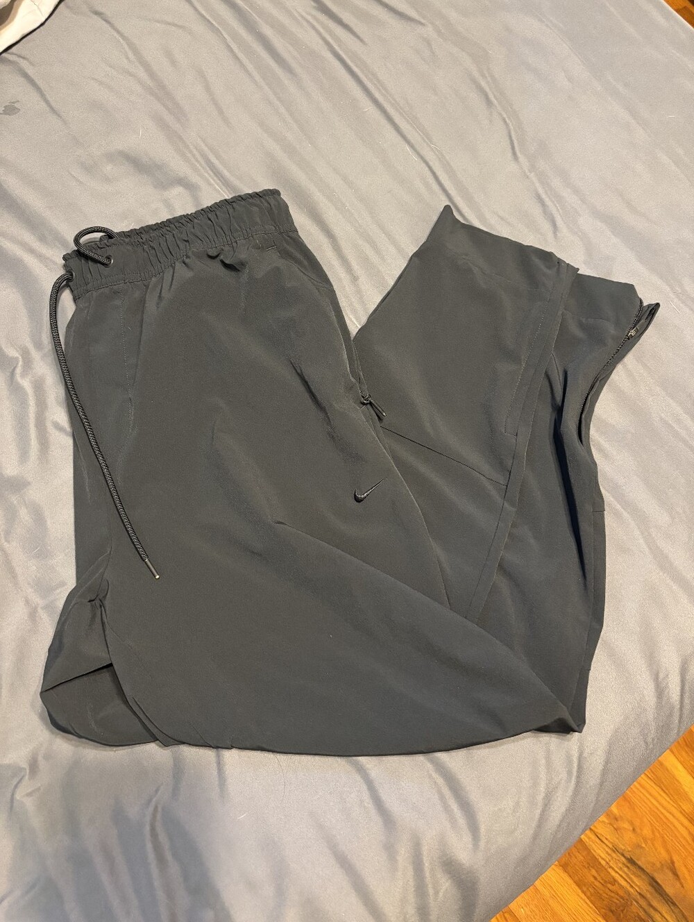 Nike Sportswear Tech Dri-Fit Essentials Lined Commuter Pants